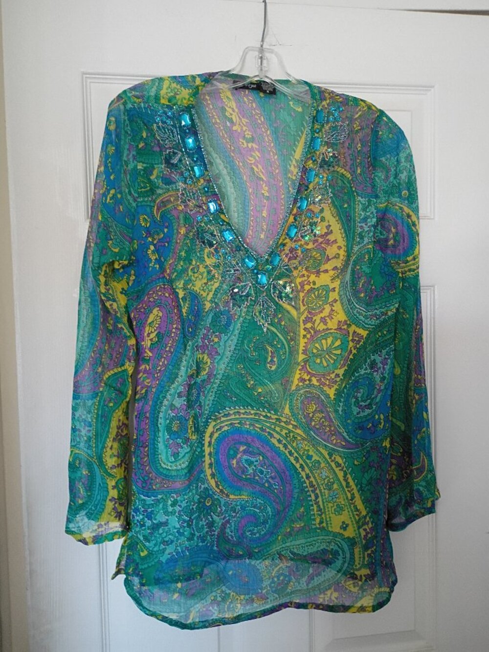 RAVIYA Sheer Bejeweled Paisley Blouse Size M - Picture 2 of 3